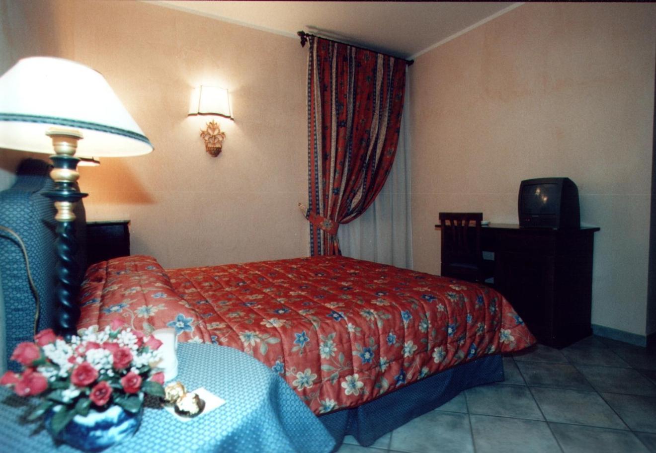 Villa Le Camelie Siena Dış mekan fotoğraf