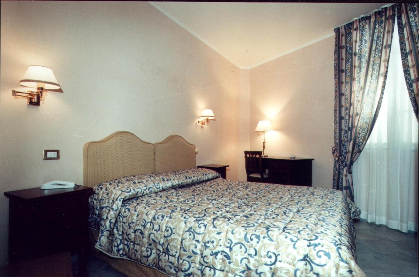 Villa Le Camelie Siena Dış mekan fotoğraf