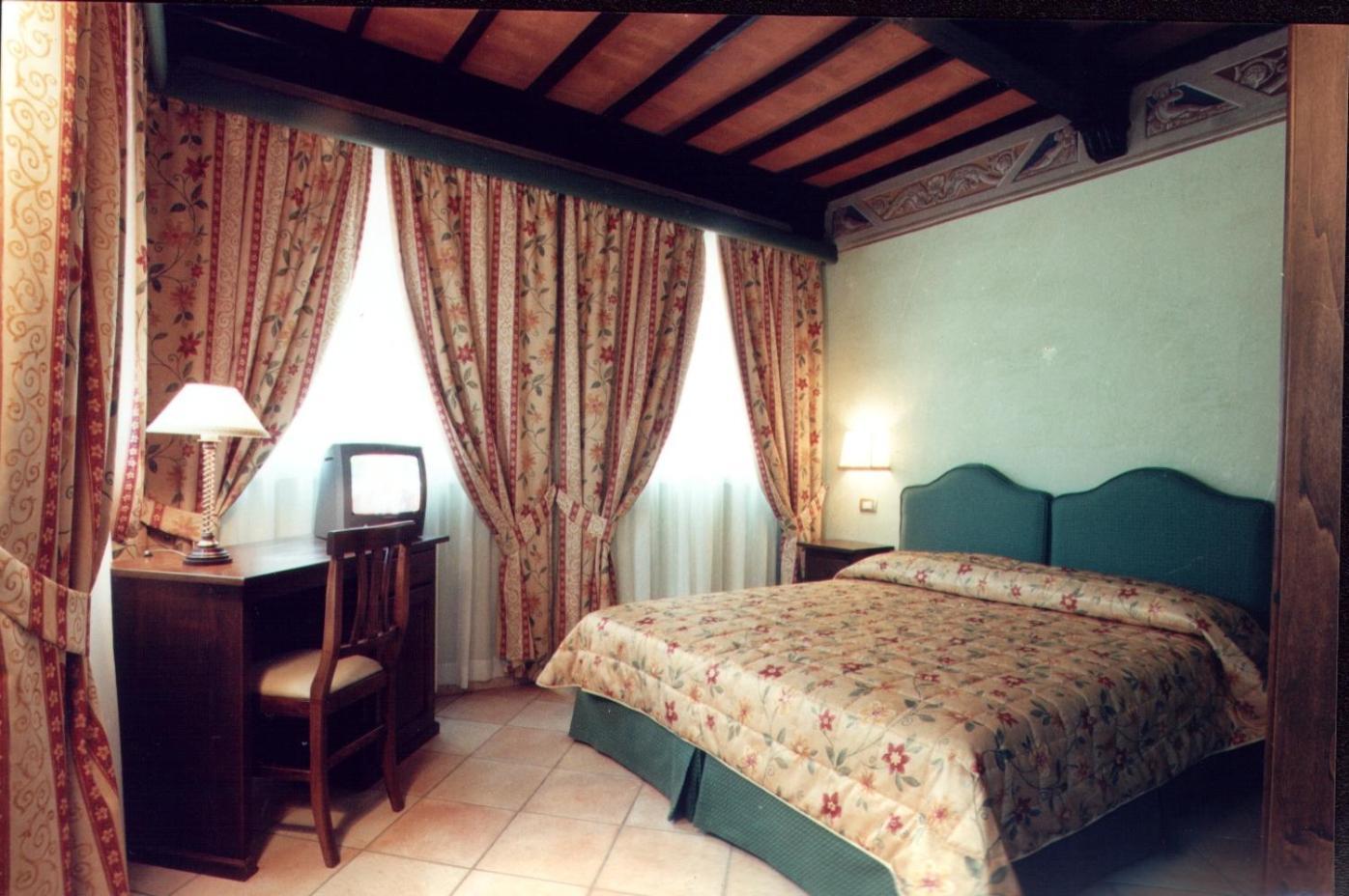 Villa Le Camelie Siena Dış mekan fotoğraf