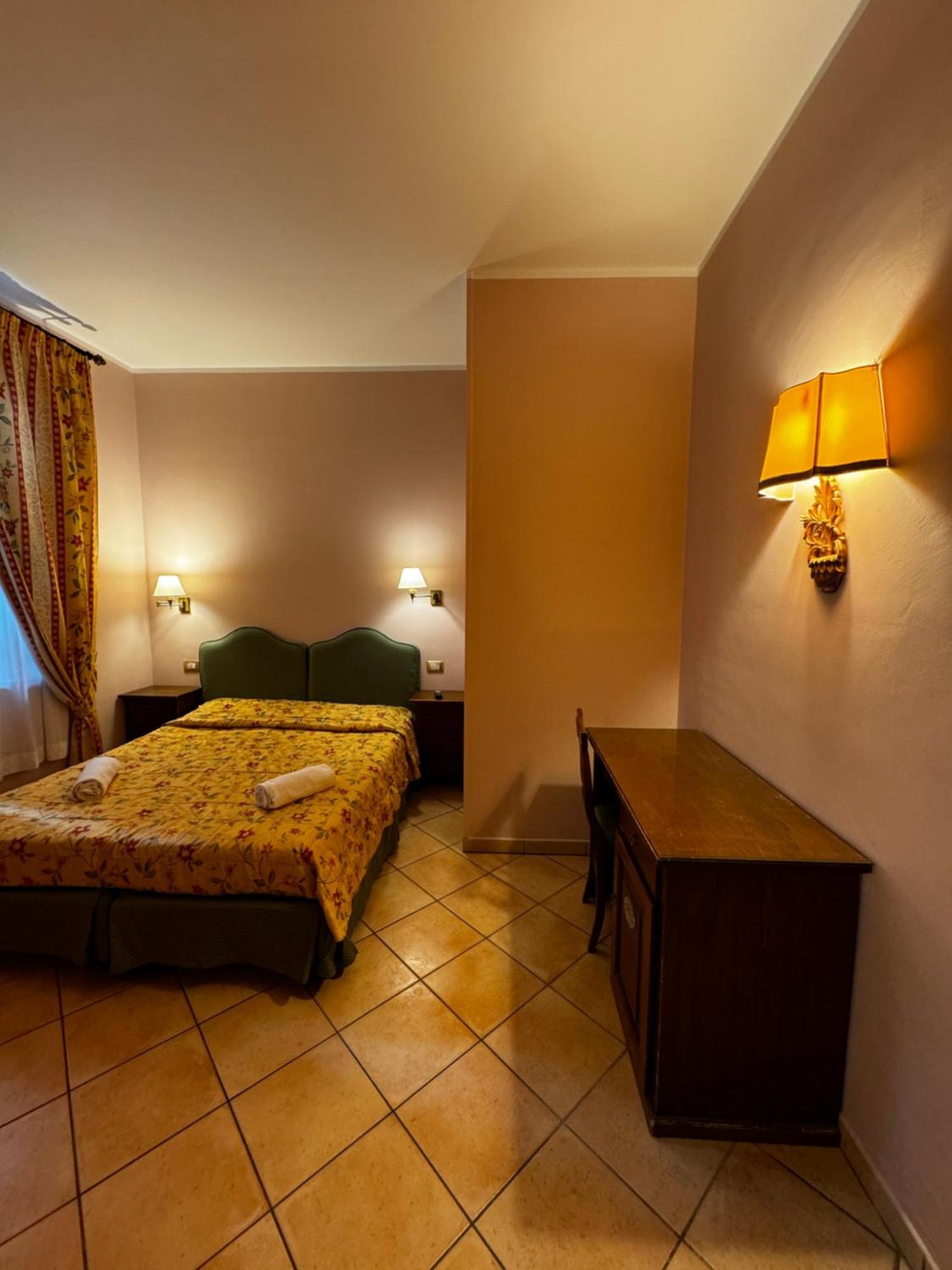 Villa Le Camelie Siena Dış mekan fotoğraf
