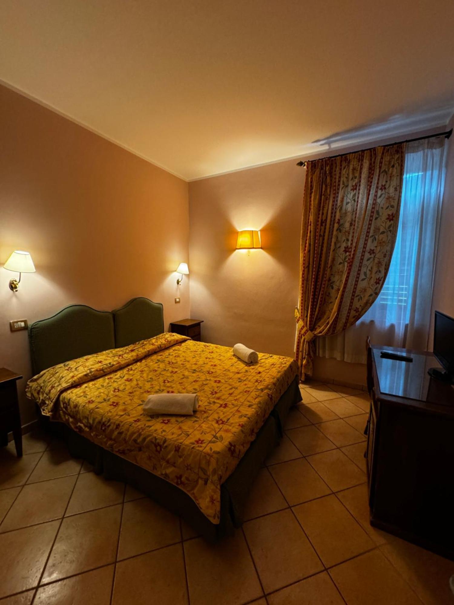 Villa Le Camelie Siena Dış mekan fotoğraf