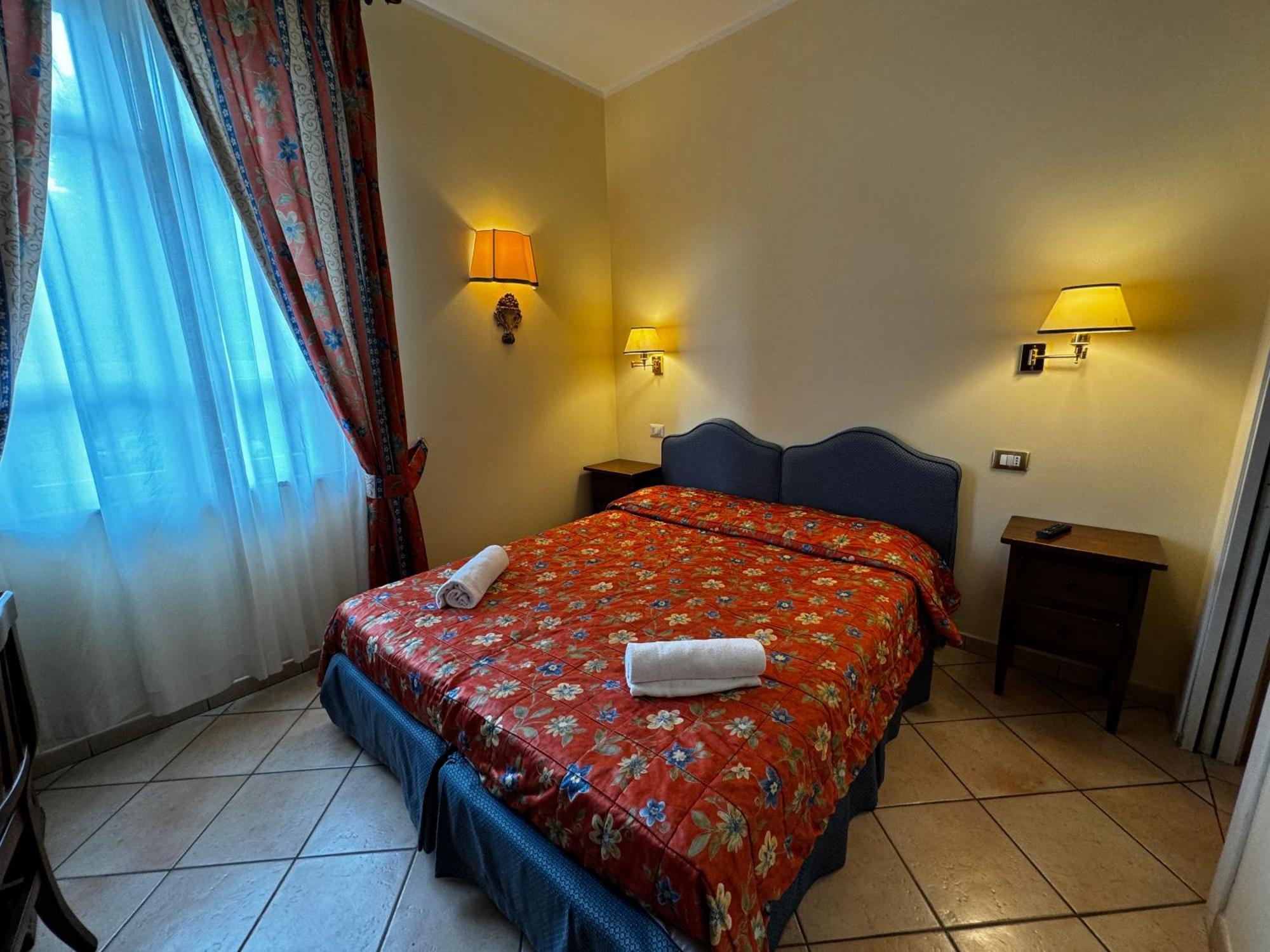 Villa Le Camelie Siena Dış mekan fotoğraf