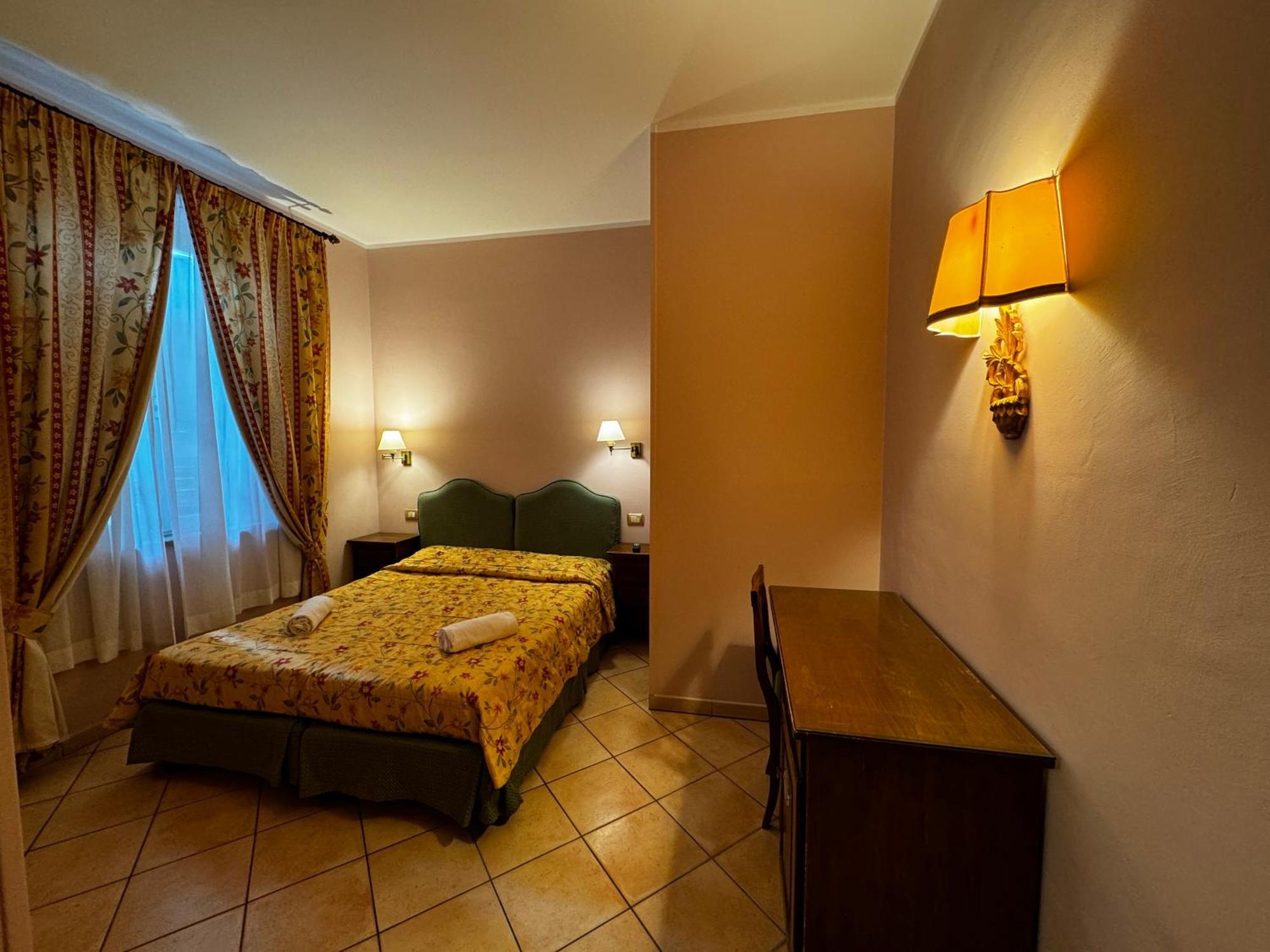 Villa Le Camelie Siena Dış mekan fotoğraf
