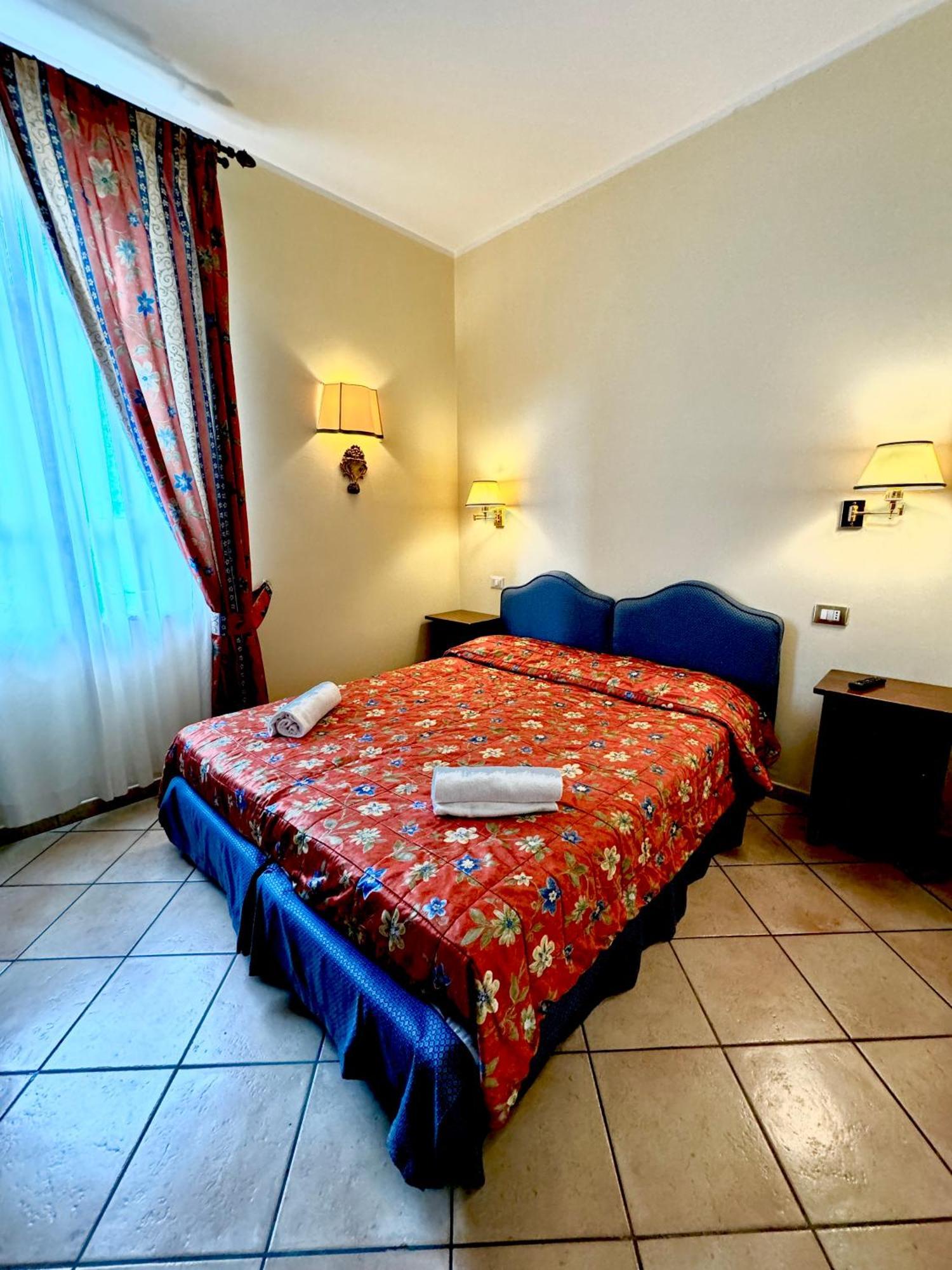 Villa Le Camelie Siena Dış mekan fotoğraf